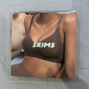SKIMS Seamless Solution Sculpting Bra